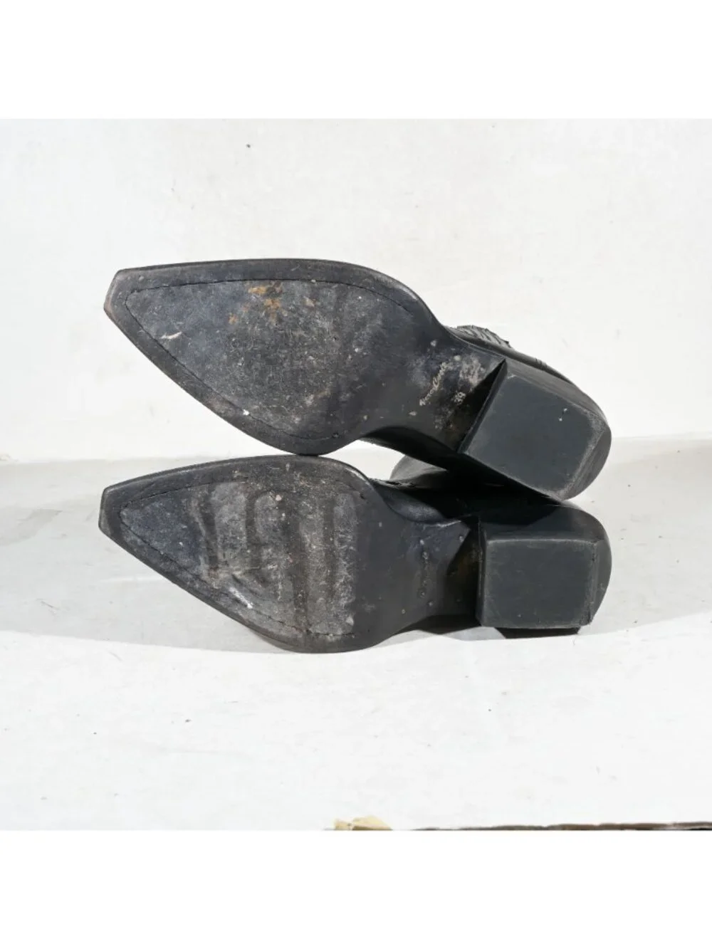 Golden Goose Black Leather Western Chelsea Ankle Boots Italy Womens 39 - Picture 7 of 9